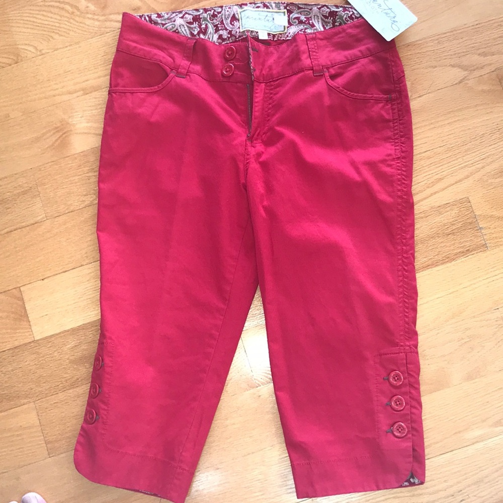 Aventura Capris NWT size 4
